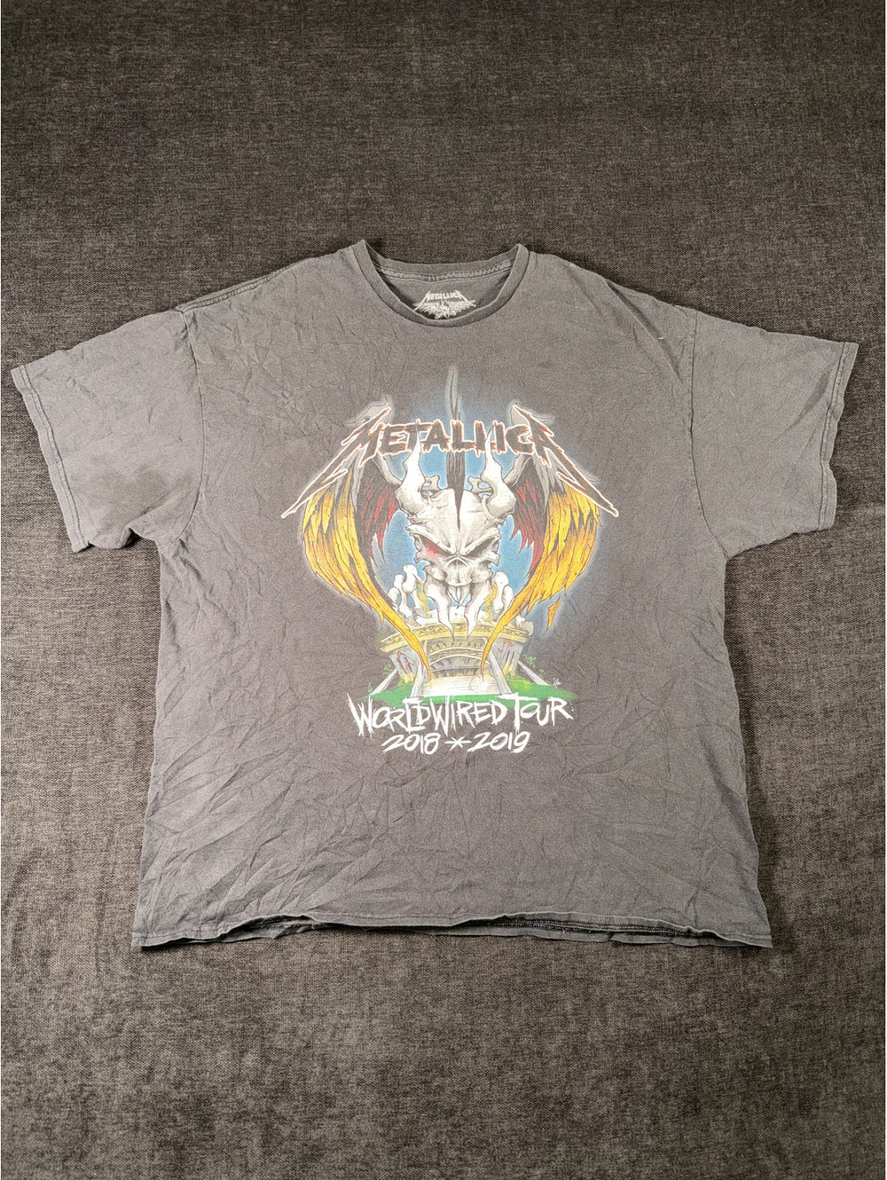 Metallica WorldWired Tour 2018-2019 Gray Graphic T-Shirt Size 2XL